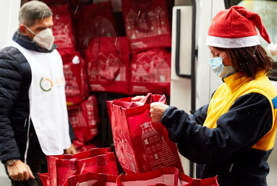 Natale- Ikea dona pasti e cibo alle famiglie in difficoltà