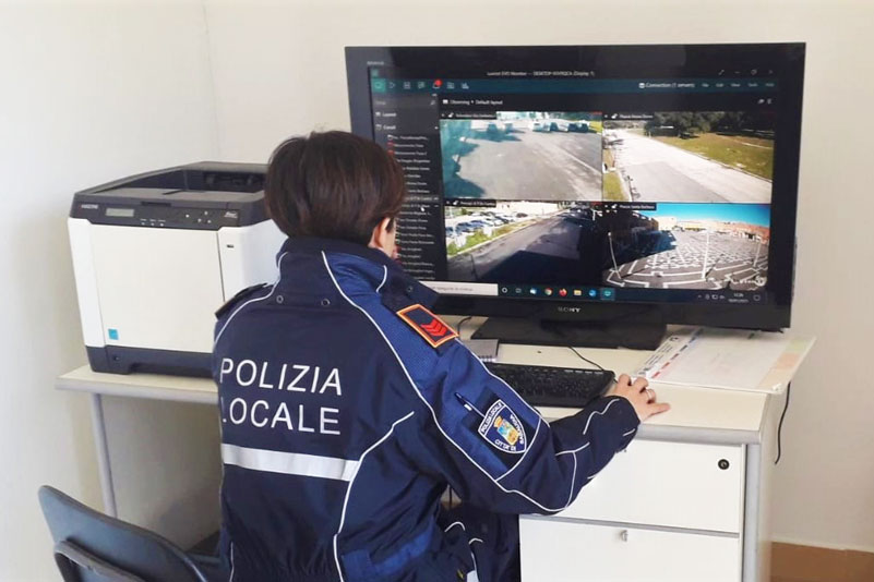 telecamere-“targa-system”