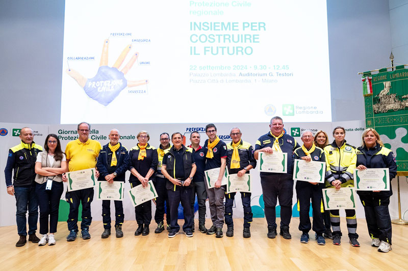 volontari-premiati-da-regione-lombardia