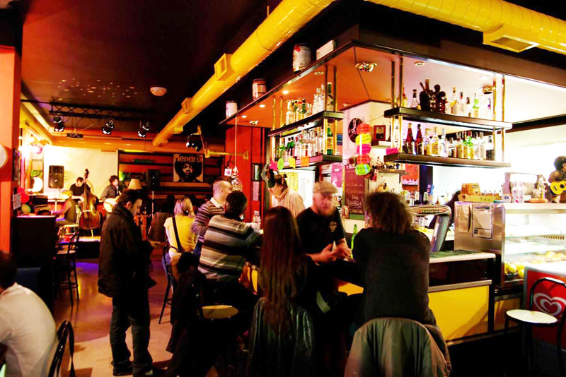 bar